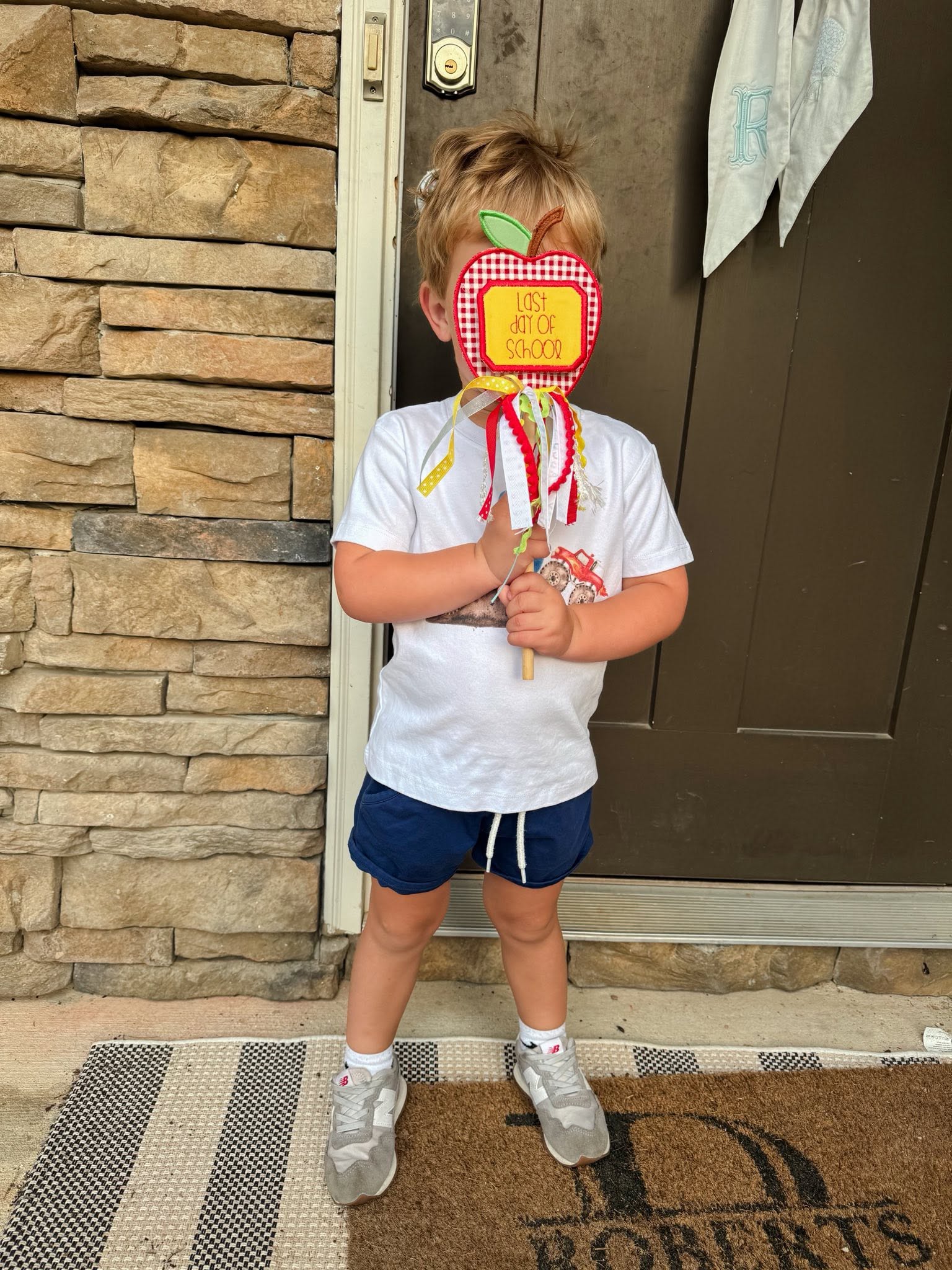 First/Last Day of School Apple Wand