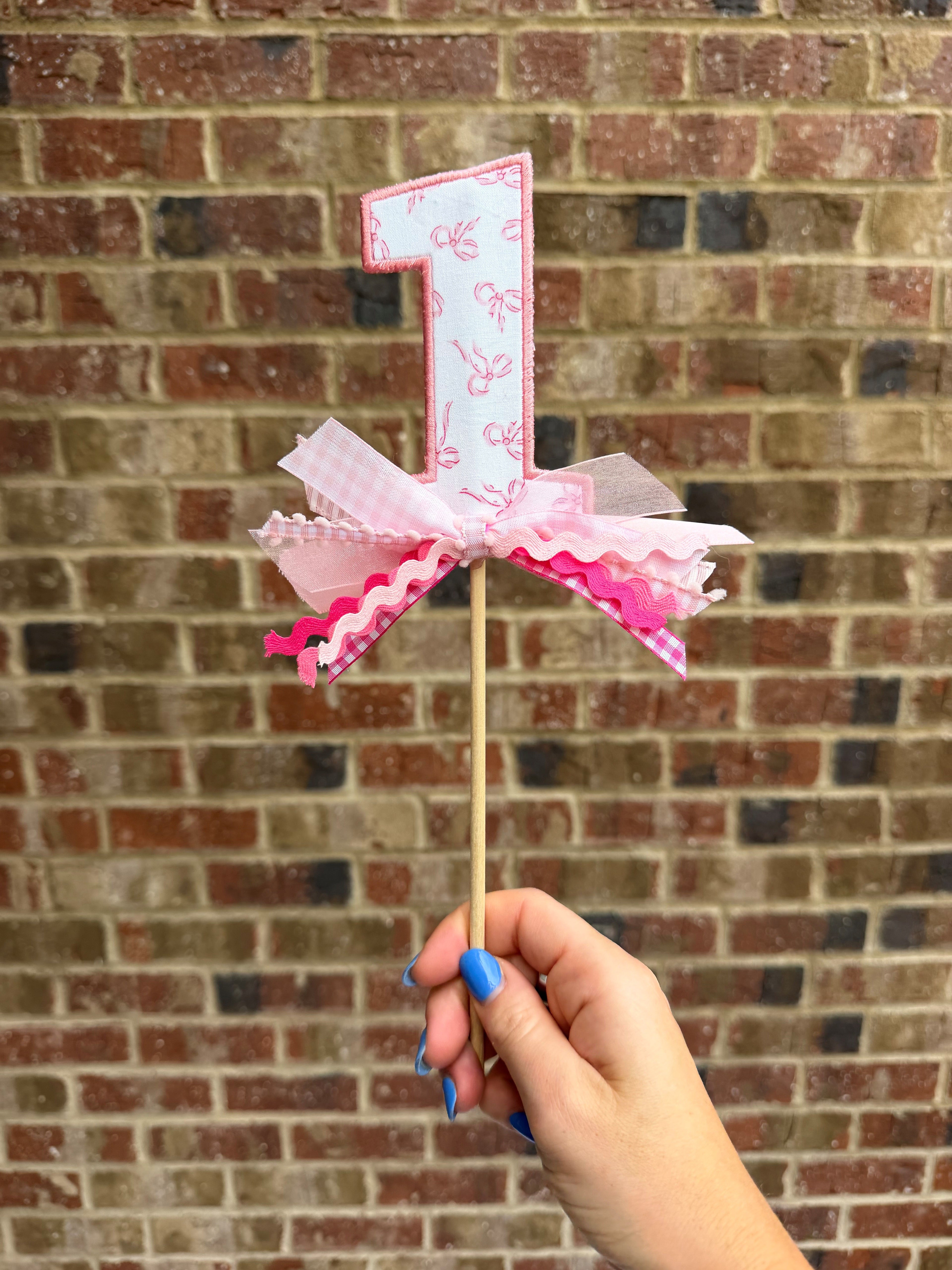 Pink Bows Scallop Square One Set